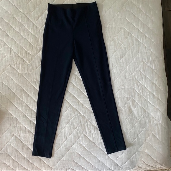 BNTW pointe knit leggings from Zara. - Picture 4 of 5
